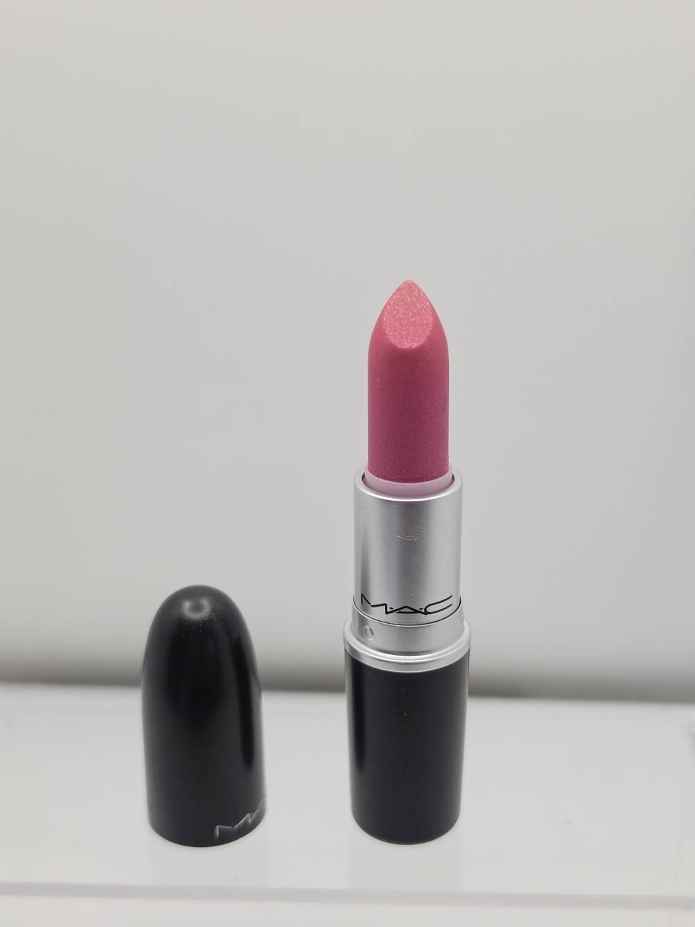 DISCONTINUED MAC LUSTRE LIPSTICK- "MILAN MODE" **NWOB** - Picture 4 of 6